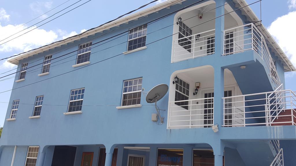 Worthing Beach Apartments Bridgetown Bagian luar foto